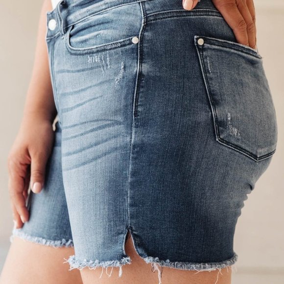 Judy Blue Denim Cutoff Shorts - Picture 7 of 11
